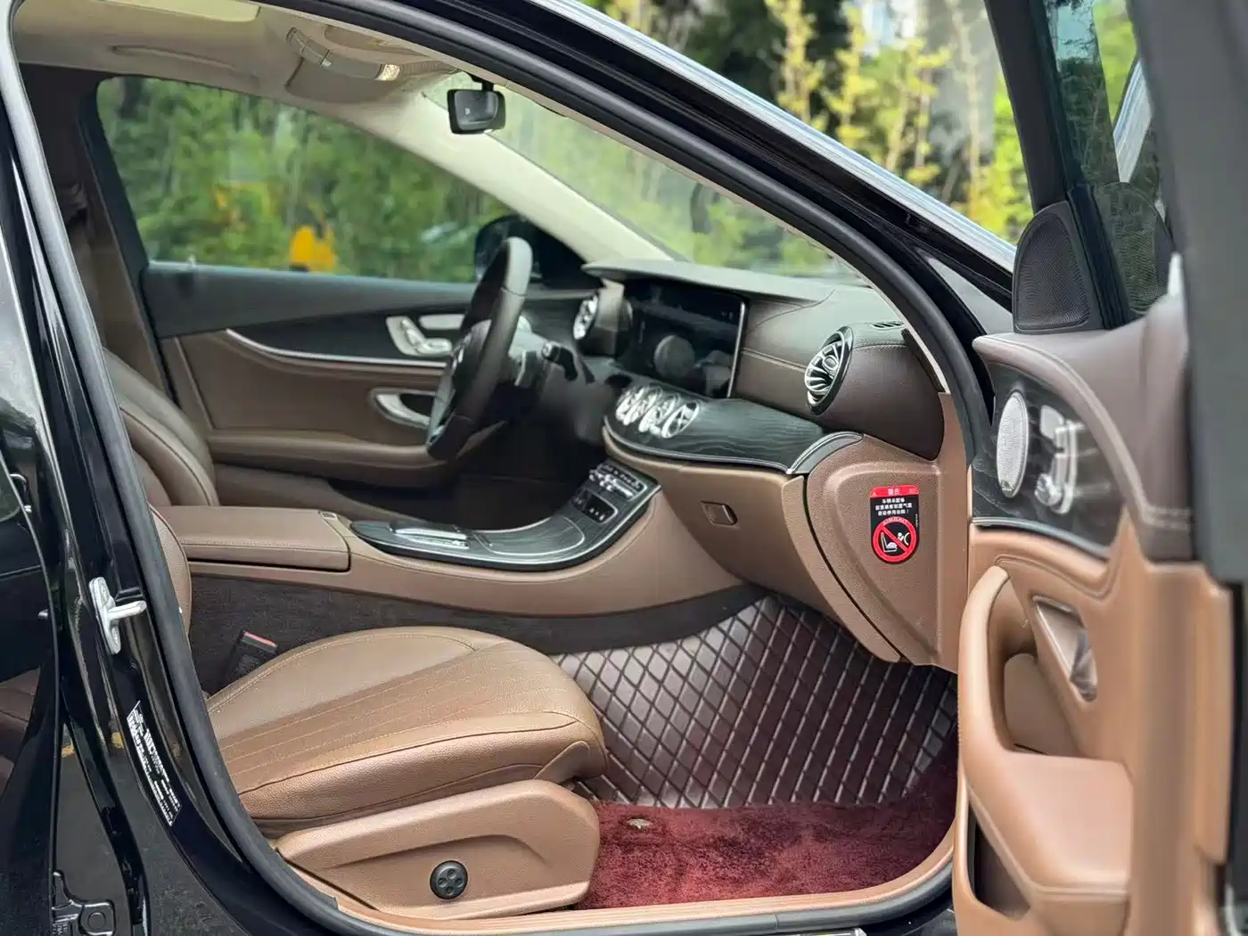 Mercedes-Benz E-Class 2023 E 300 L Luxury фото 13