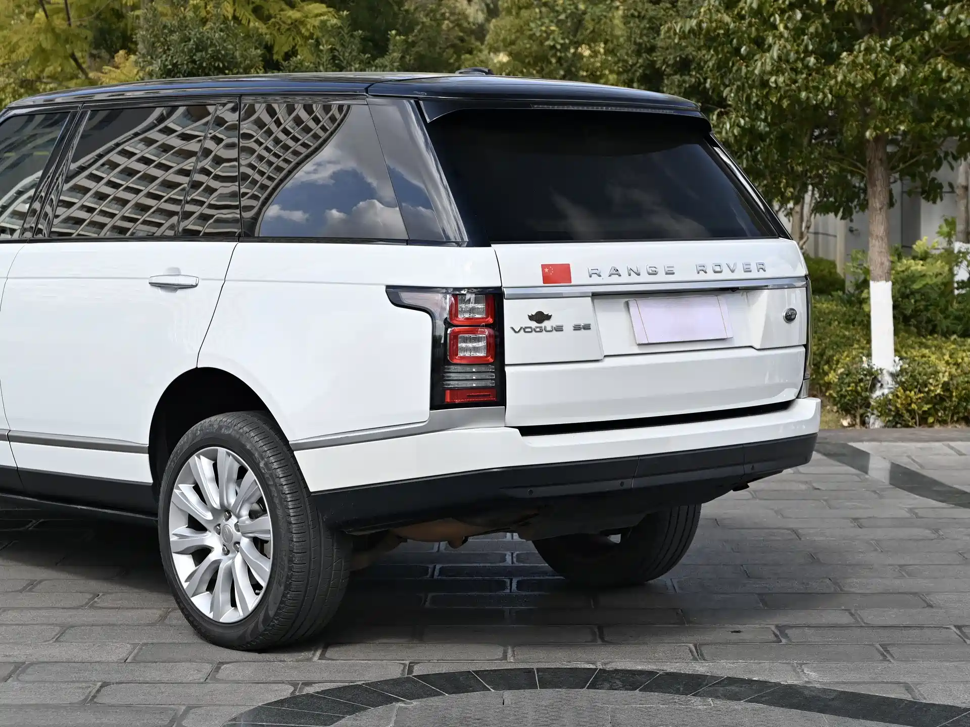 Фото 20 - Land Rover Range Rover