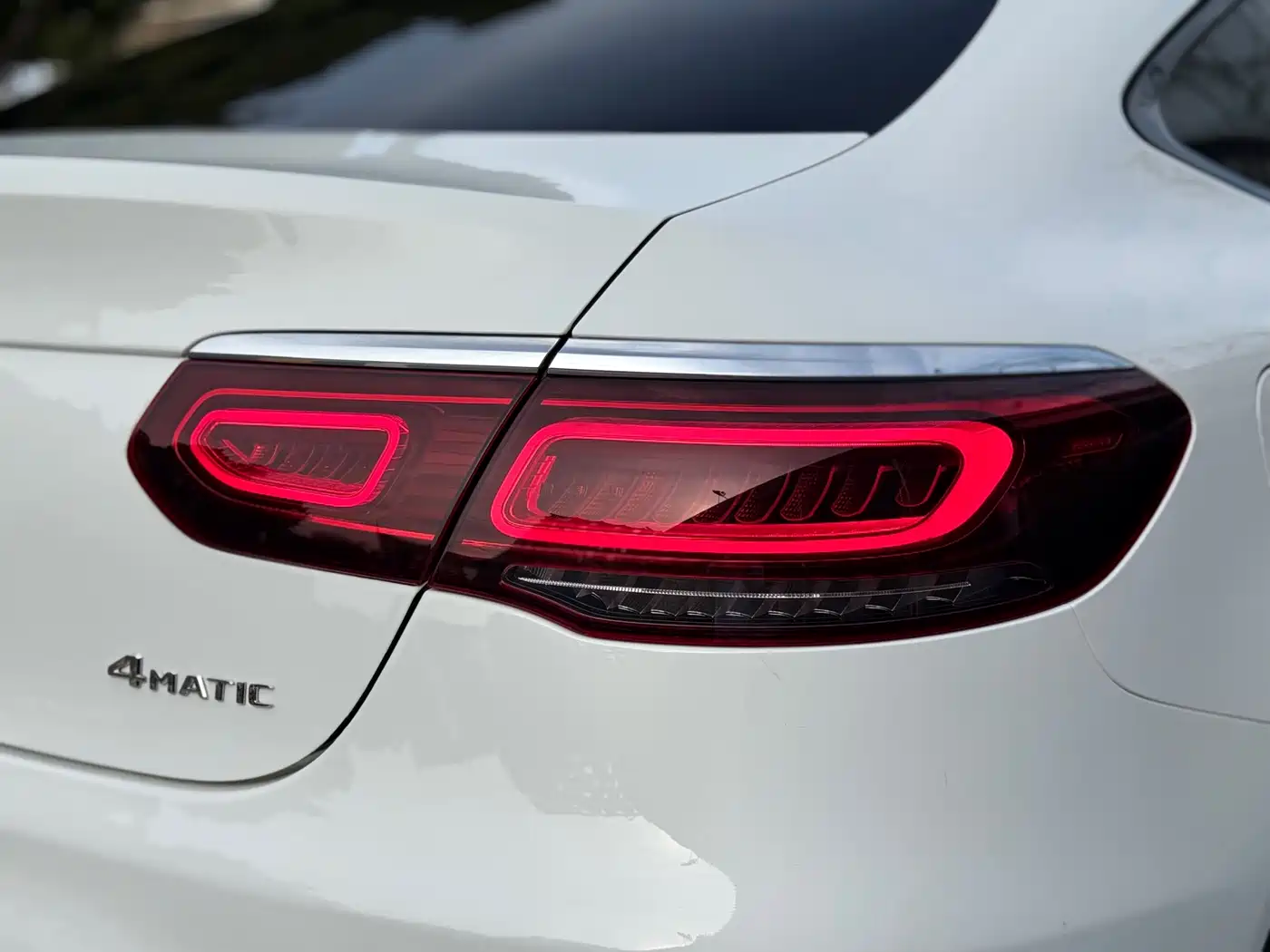 Mercedes-Benz GLC Coupe 2021 GLC 260 4MATIC Coupe SUV фото 20