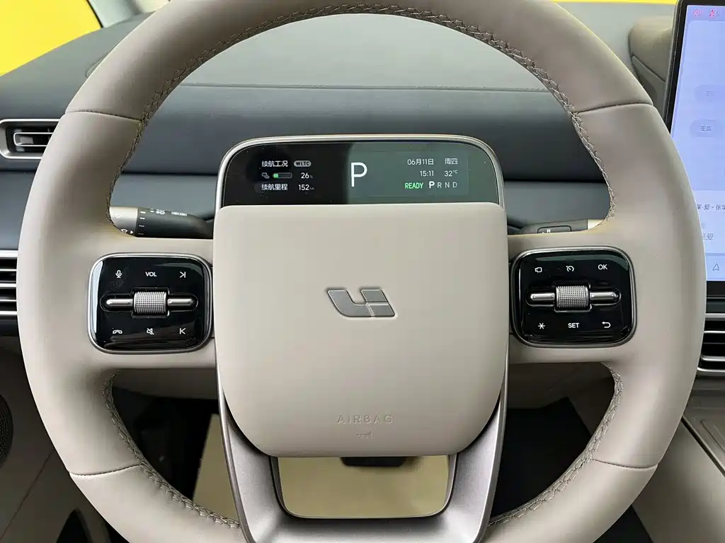 Li Auto MEGA 2026 2025 Model Home Family Special Edition