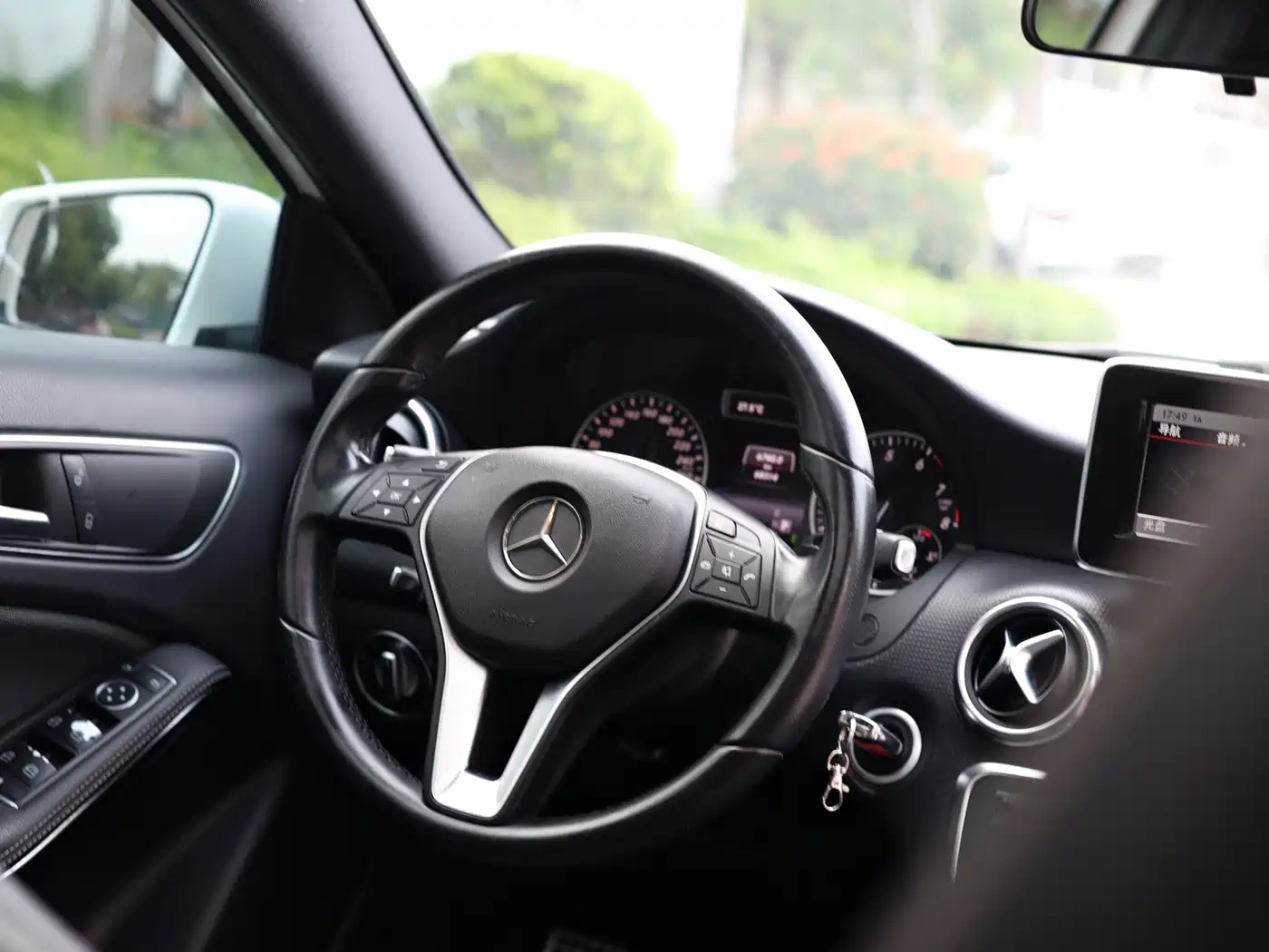 Mercedes-Benz A-Class (Import) 2015 A 180 фото 19