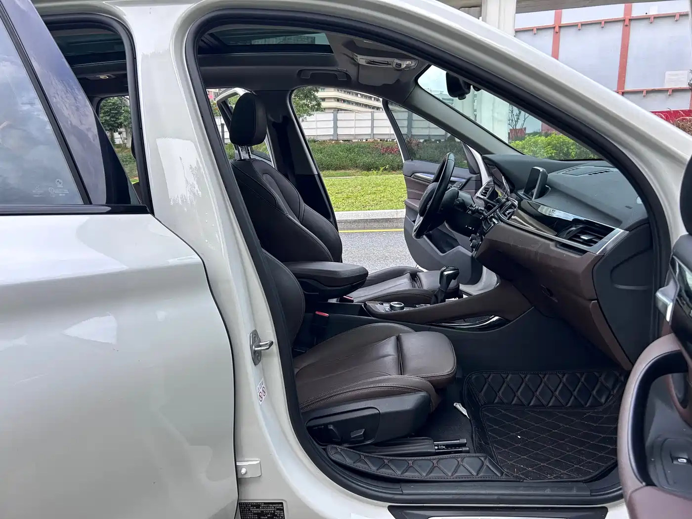 BMW X1 New Energy 2018 2018 xDrive25Le Luxury Model