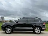 Фото 4 - Volkswagen Touareg
