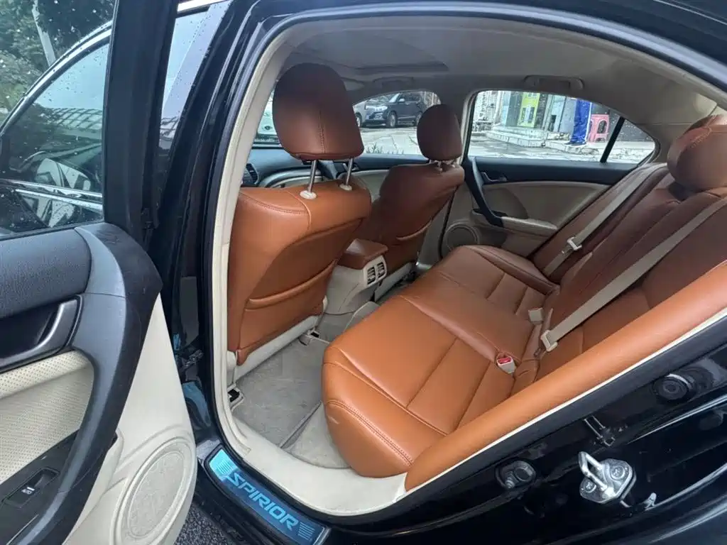 Honda Spirior 2013 2.4L TYPE-S фото 8