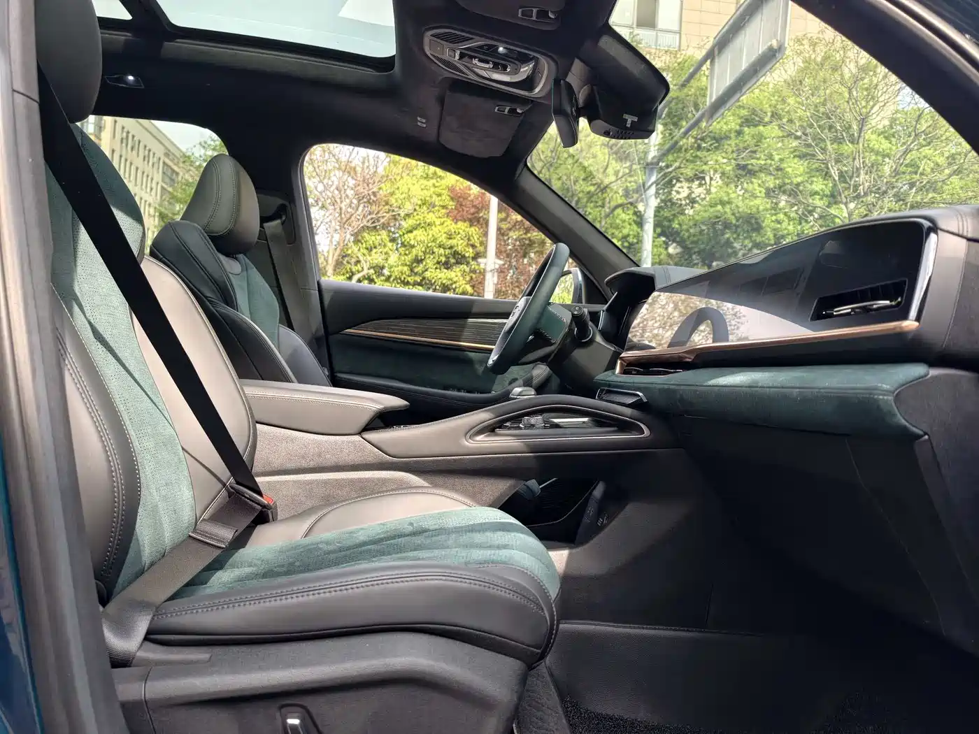 GEELY AUTOMOBILE XINGYUE L