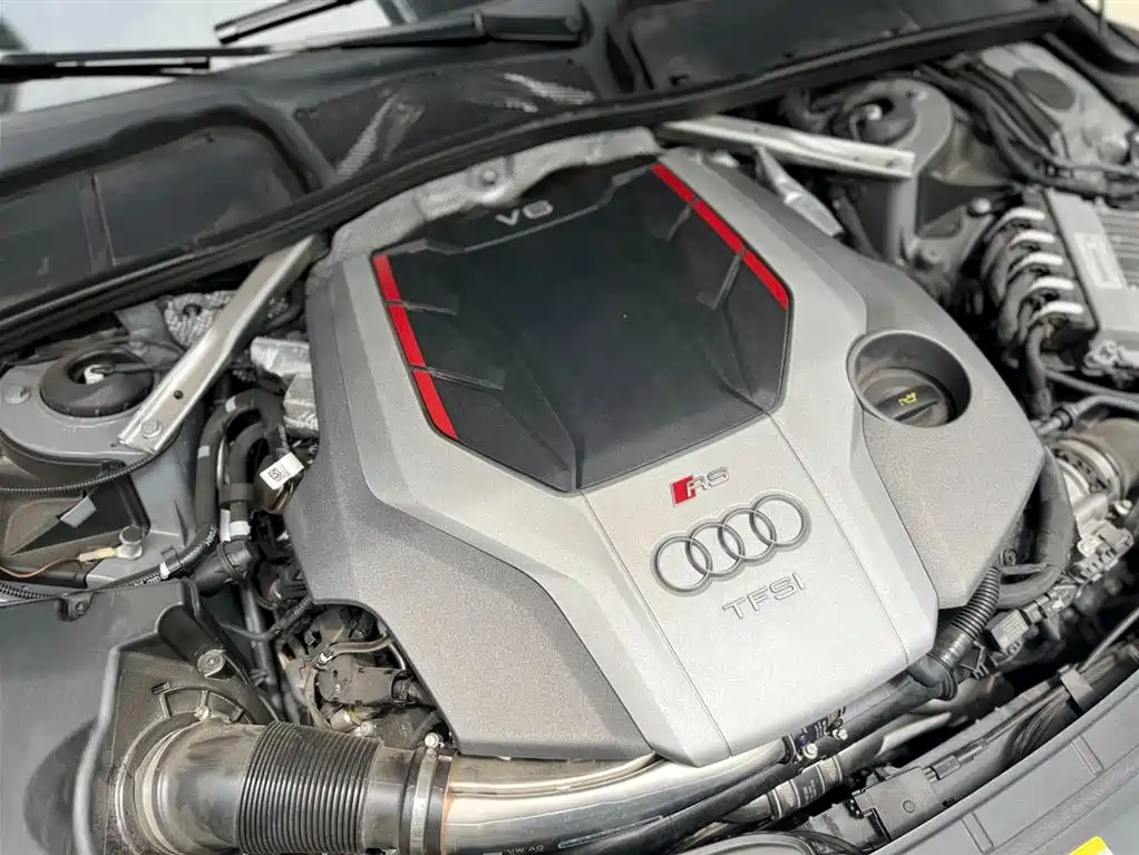 Audi RS 4 2022 2022 RS4 Avant Dark Gold Edition