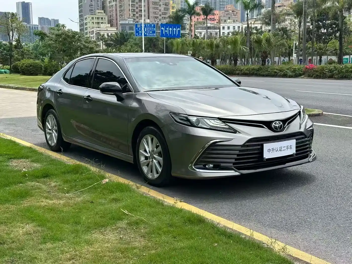 Toyota Camry 2021 2.0G Luxury Edition фото 4