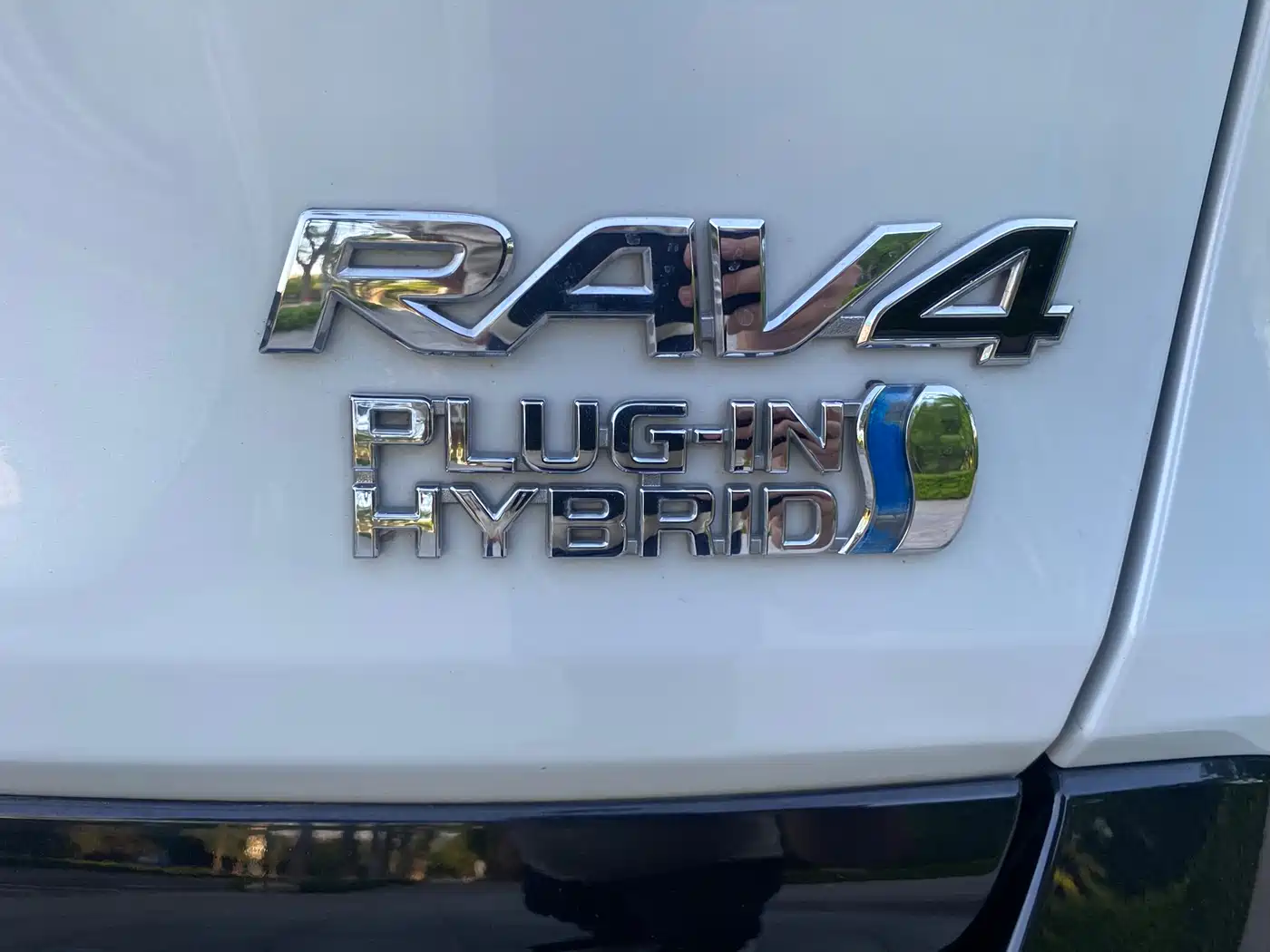Toyota RAV4 Rongfang Dual Engine E+ 2021 2.5L 4WD Flagship Pro фото 4