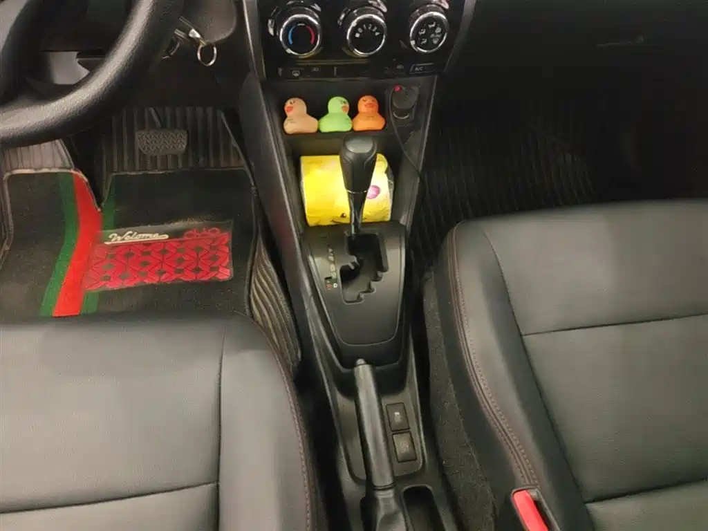 Toyota YARiS L Zhi Xiang 2019 1.5E CVT Charming China VI фото 14