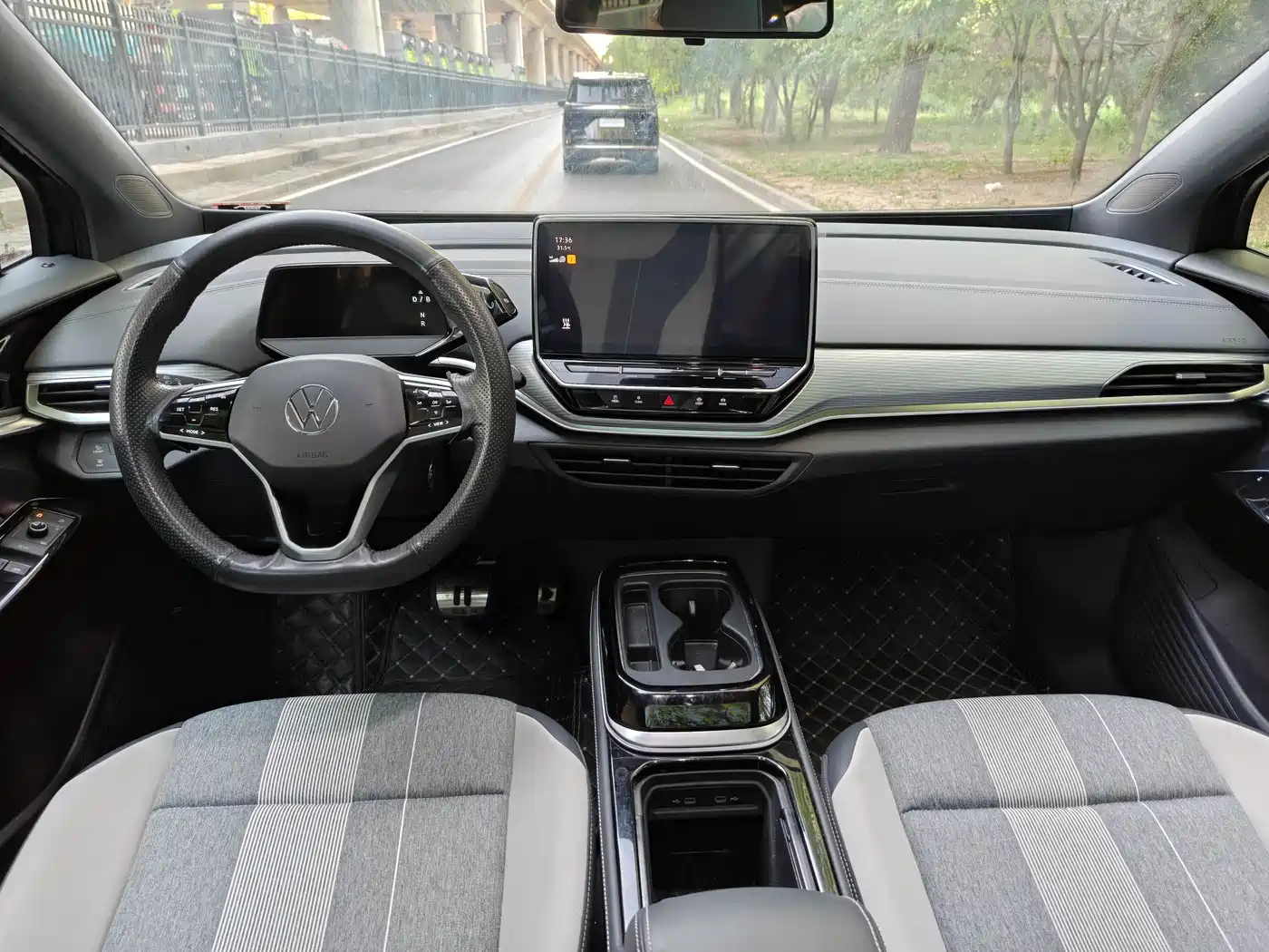 Volkswagen ID.4 CROZZ 2024 Pure Limited Edition фото 9
