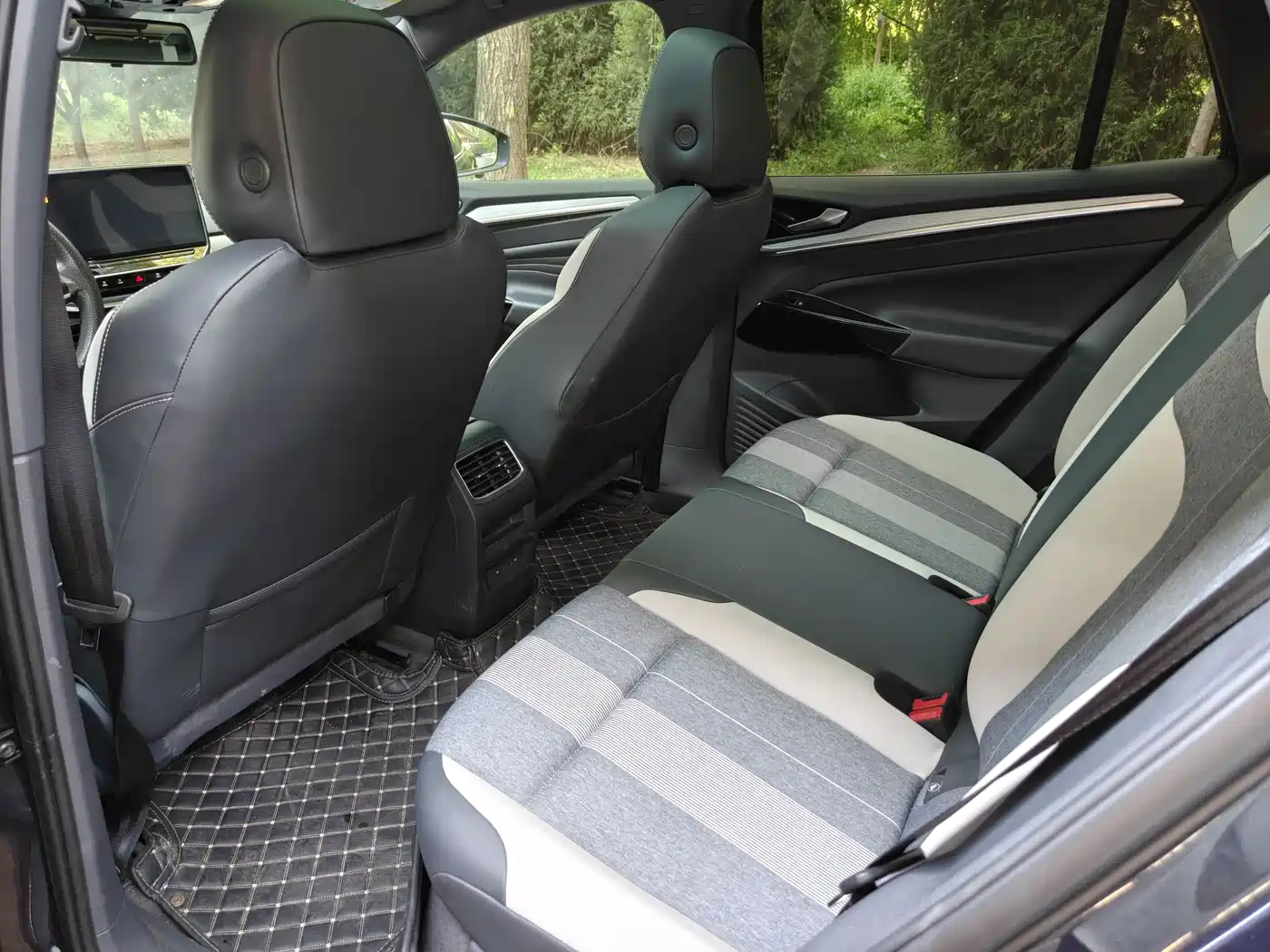 Volkswagen ID.4 CROZZ 2024 Pure Limited Edition фото 12