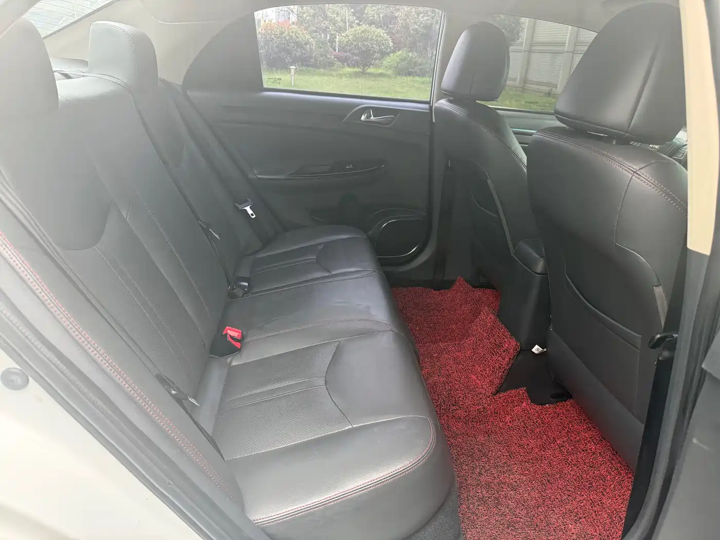 BYD e5 2018 450 Connected Enjoyment фото 15