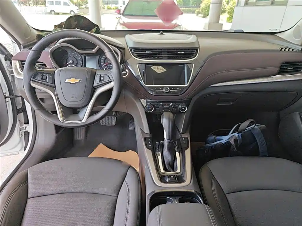 Chevrolet Malibu 2018 530T Automatic Luxury Edition фото 10