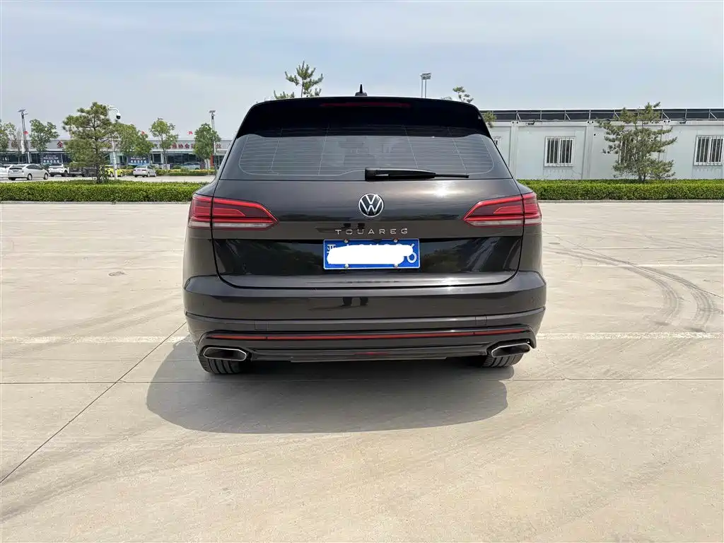 Volkswagen Touareg 2021 2.0TSI R-Line фото 9