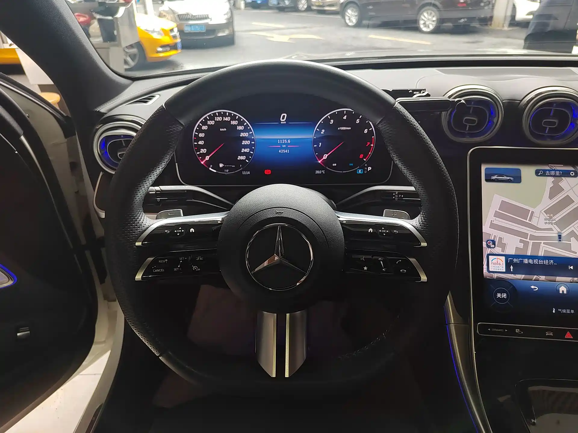 Фото 11 - Mercedes-Benz C-Class