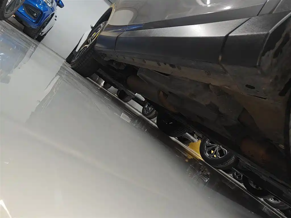 Toyota RAV4 Rongfang 2016 2.0L CVT 2WD Smart (China V) фото 19