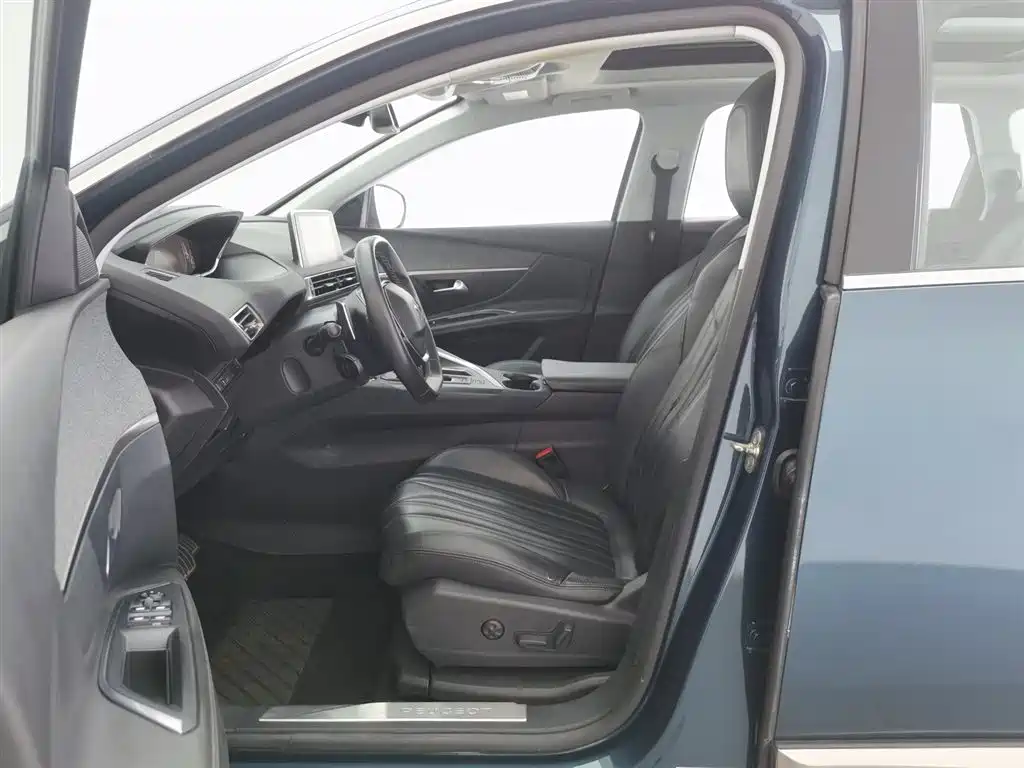 Peugeot 5008 2017 380THP 7-seat Luxury Edition фото 10