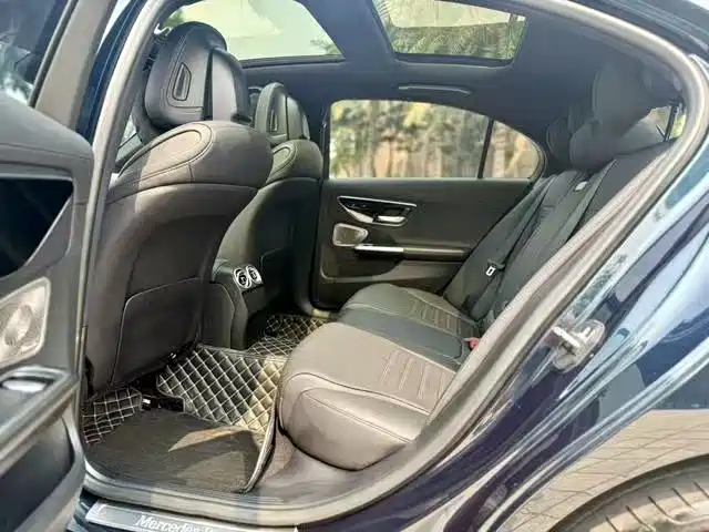 Mercedes-Benz C-Class 2023 C 260 L Sport фото 5