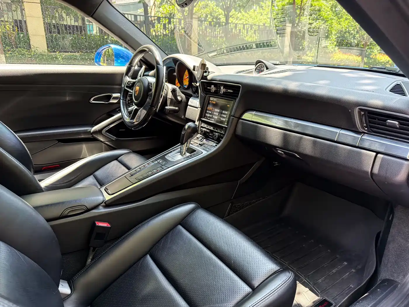 Porsche 911 2015 Carrera 3.4L Style Edition фото 6