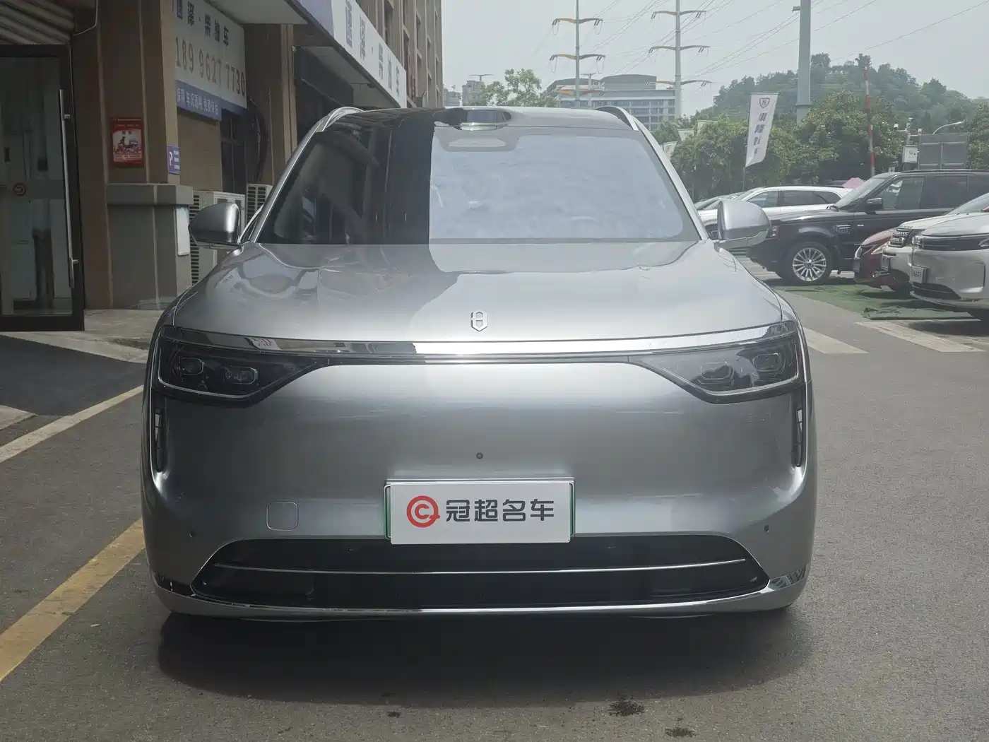 AITO Wenjie AITO M8 2025 Extended Range Ultra 53.4kWh 6-Seater фото 2