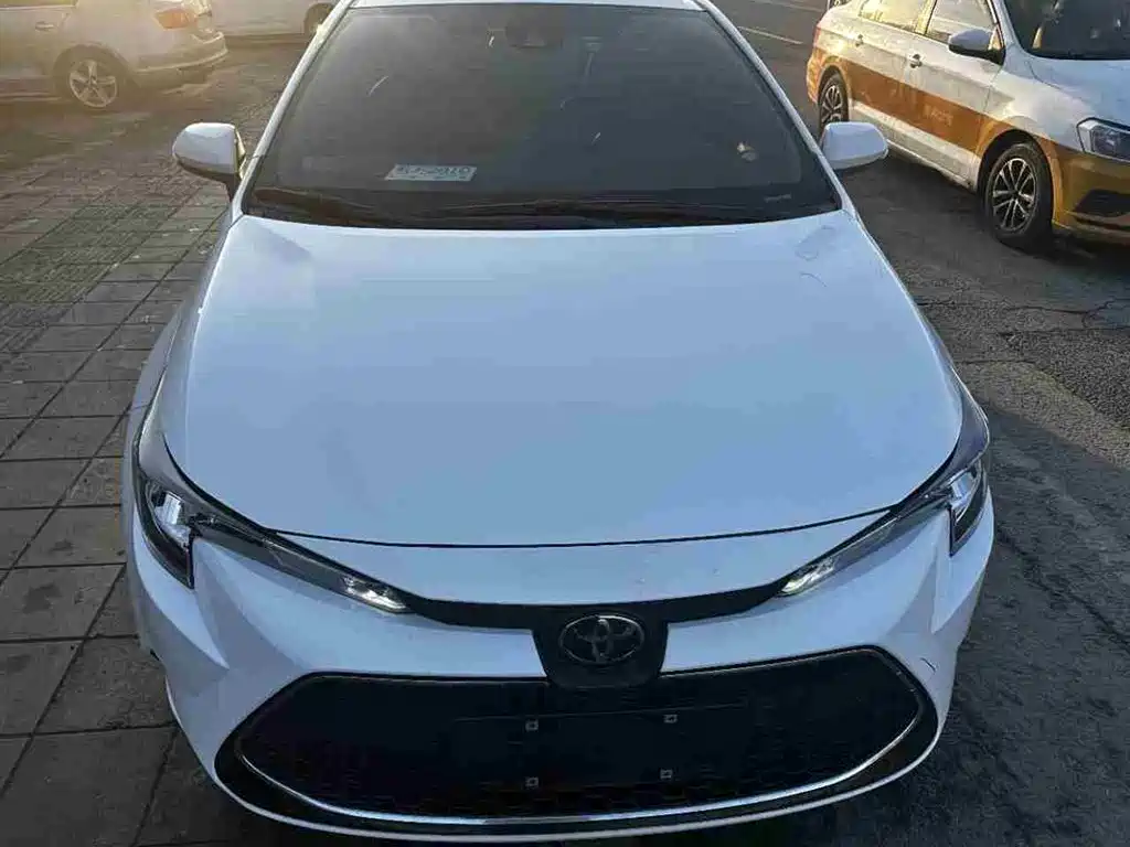 Toyota Levin 2022 185T CVT Luxury Edition фото 2
