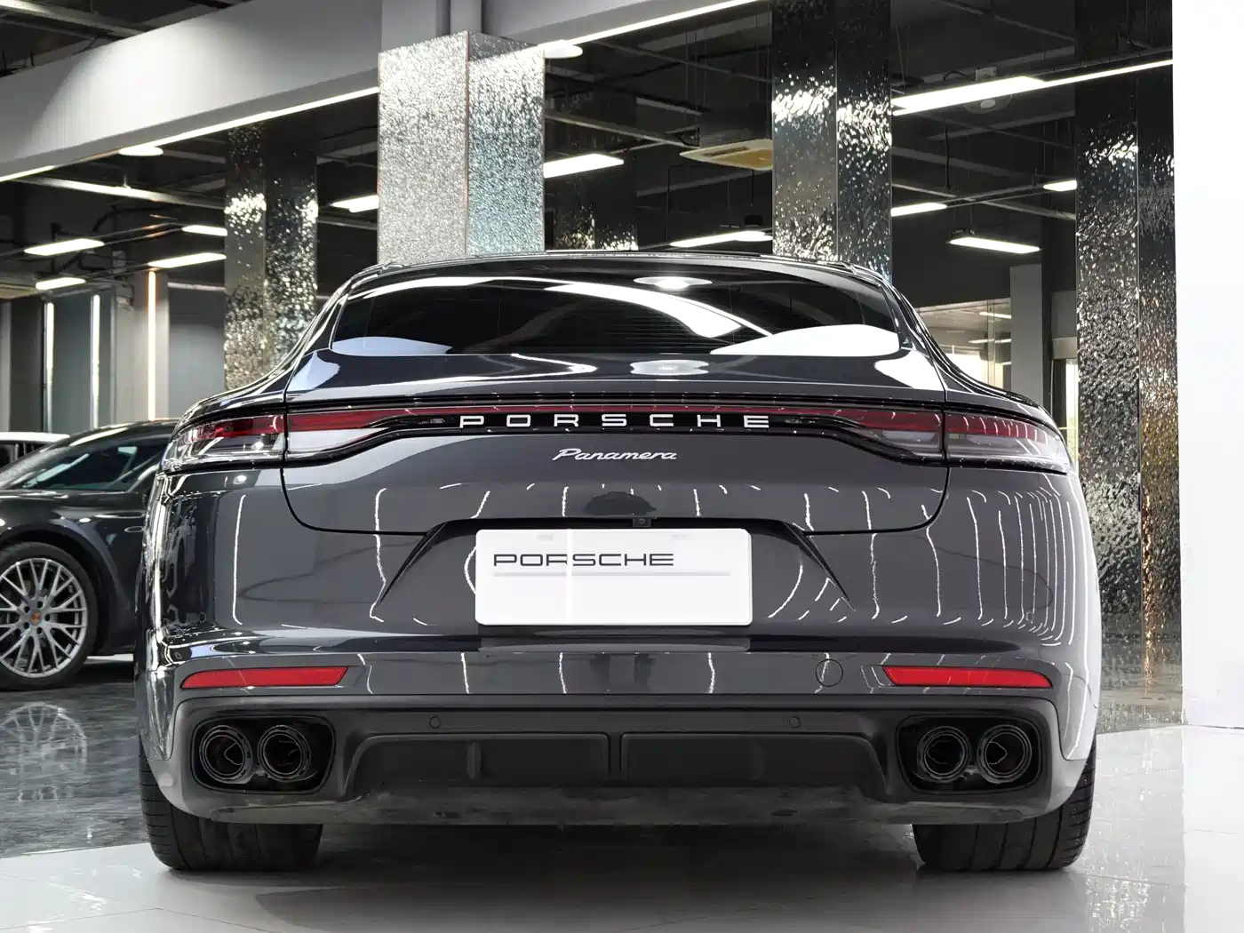 Porsche Panamera 2023 Panamera Executive Long Wheelbase 2.9T фото 15
