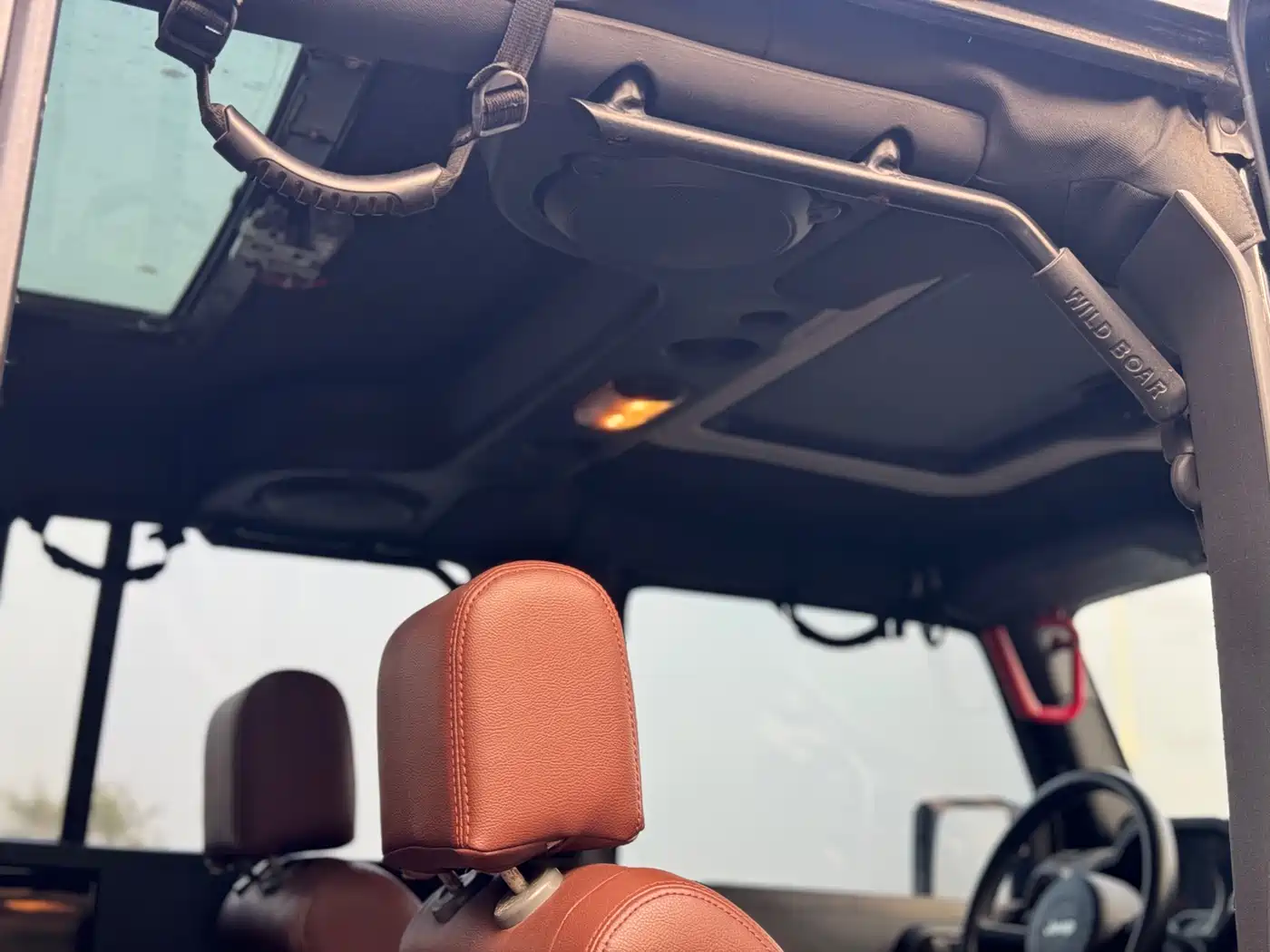 Photo 14 - Jeep Wrangler