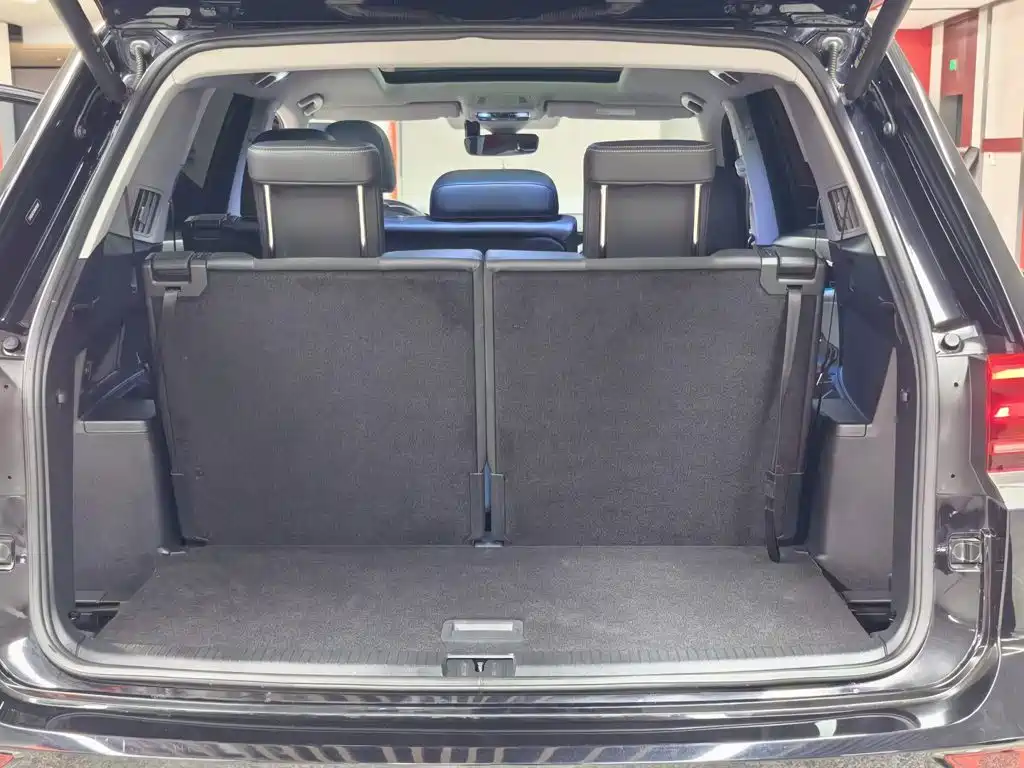 Фото 10 - Volkswagen Teramont