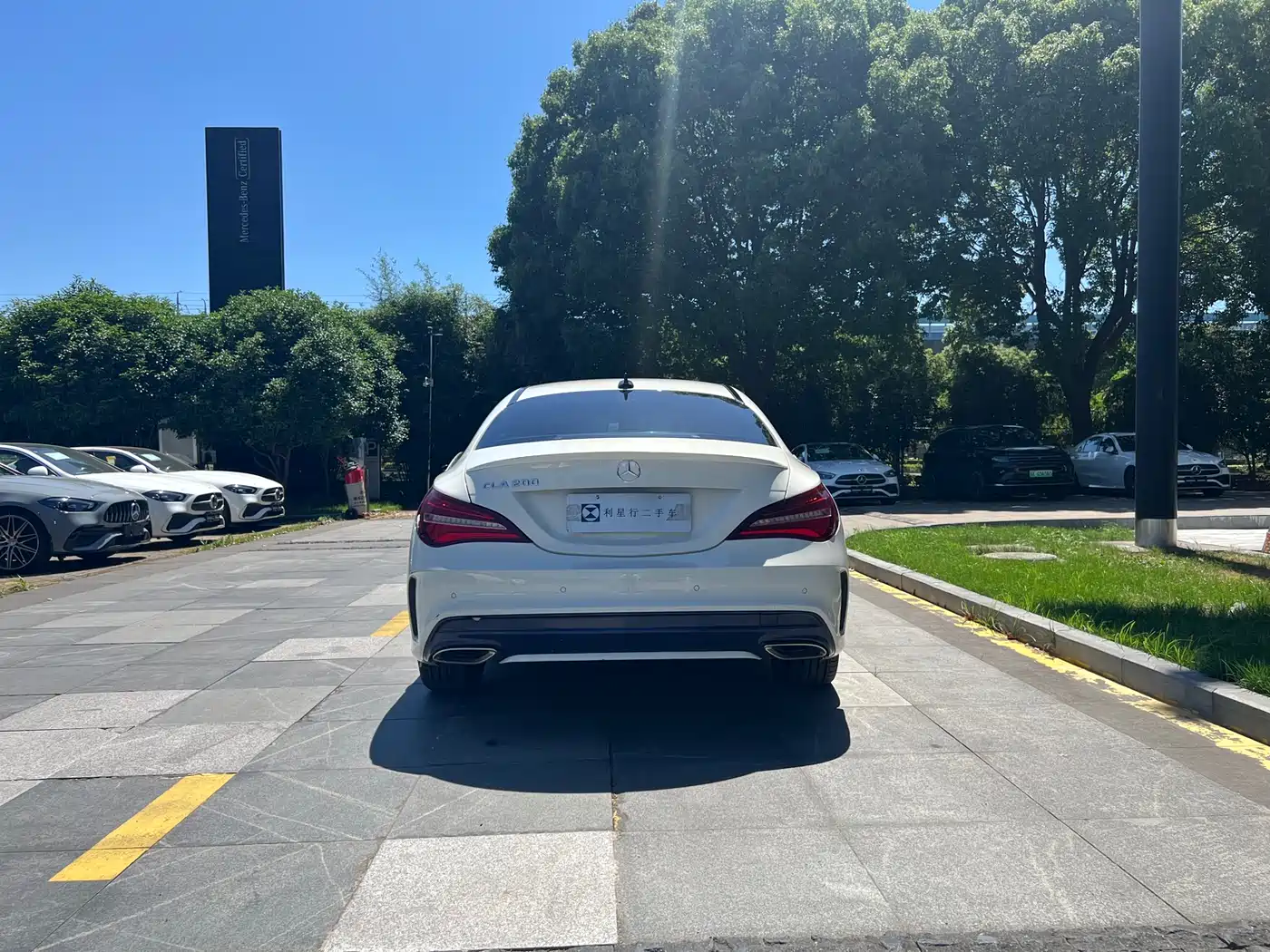 Mercedes-Benz CLA (Import) 2016 CLA 200 Fashion фото 13