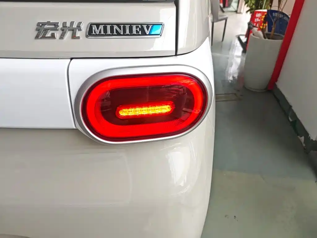 Wuling Motors Hongguang MINIEV 2026 2024 3rd Generation 215km Youth Edition