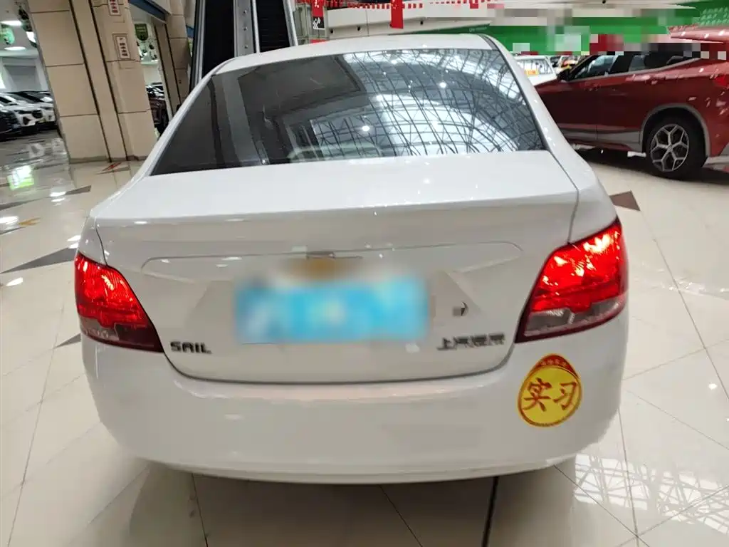Chevrolet Sail 2018 Sail 3 1.5L AMT Happy Sunroof фото 4