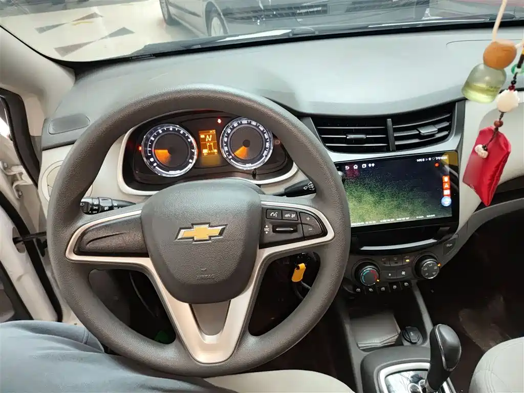 Chevrolet Sail 2018 Sail 3 1.5L AMT Happy Sunroof фото 6