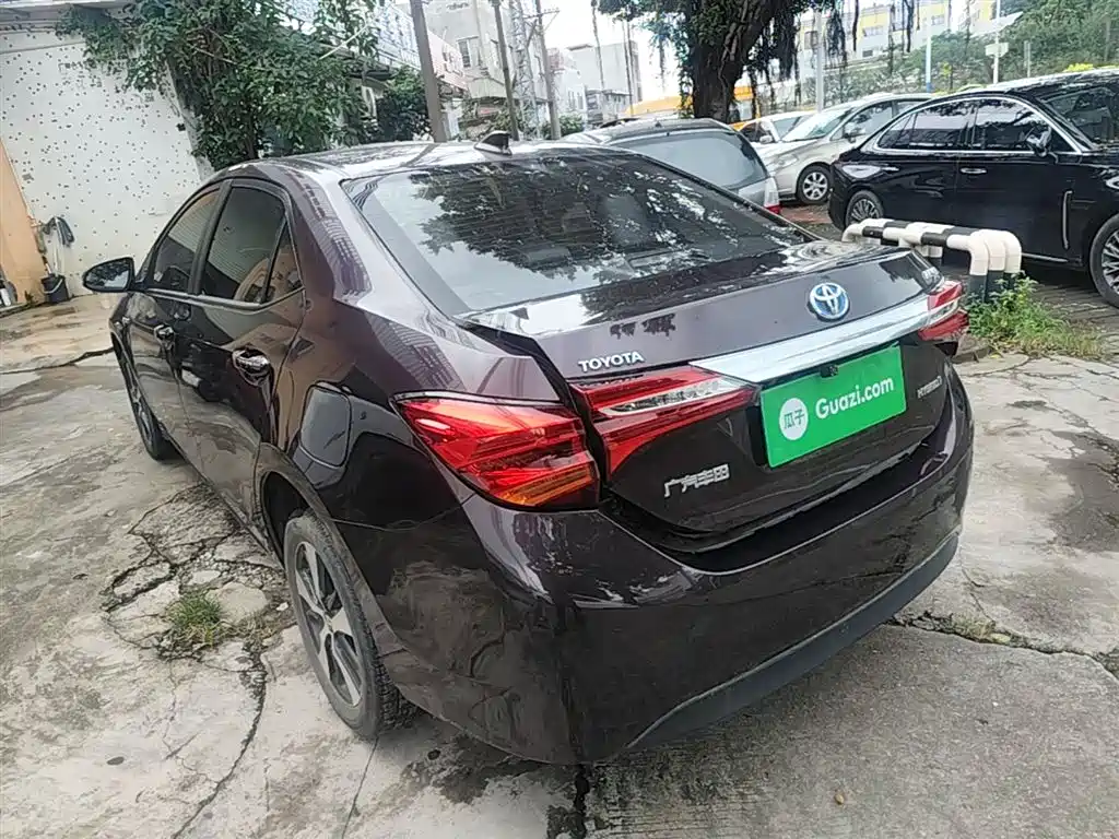 Toyota Levin 2017 Facelift Hybrid 1.8H GS-L E-CVT Leading Edition China V фото 5