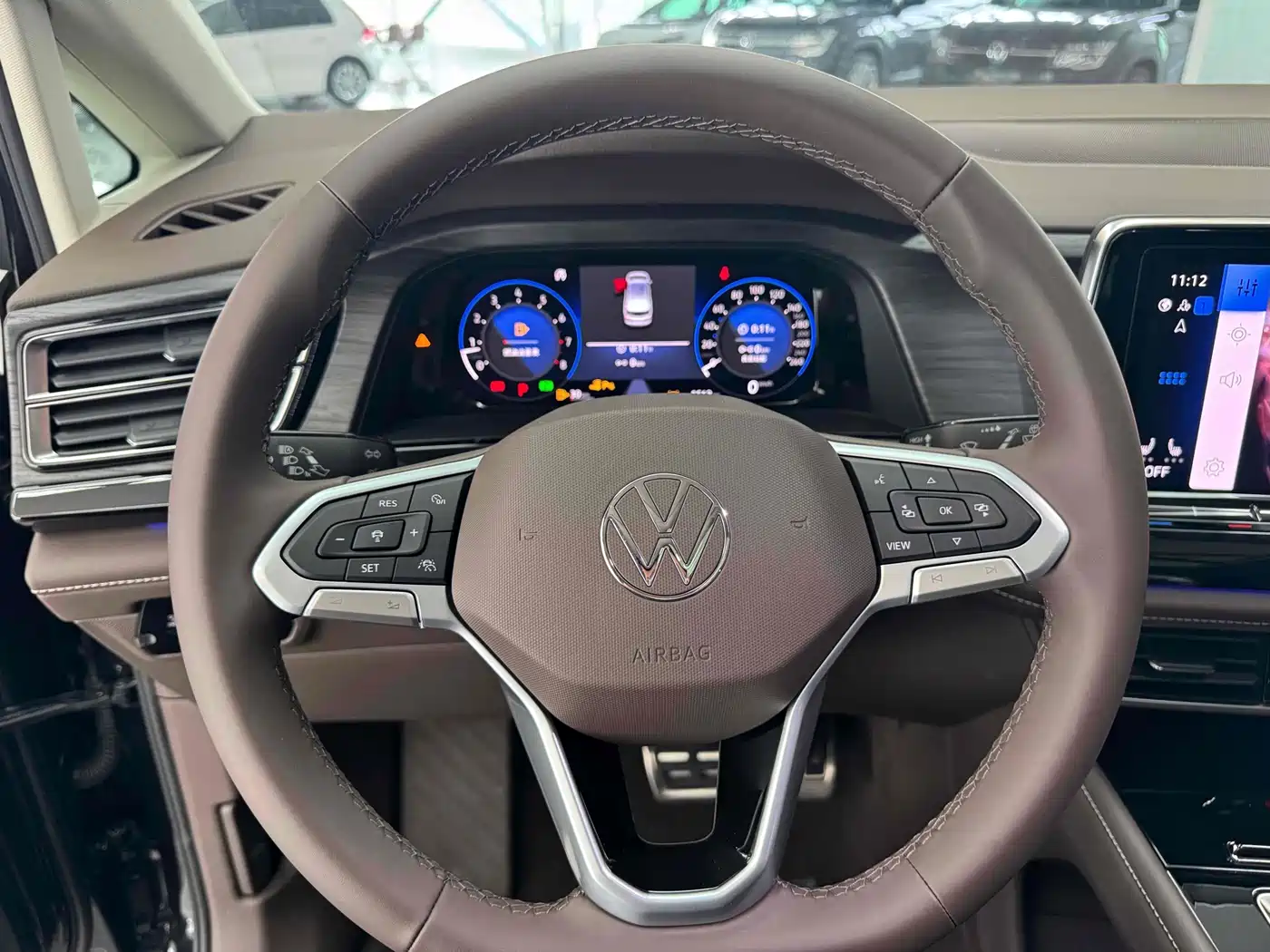 Volkswagen Viloran 2024 380TSI Executive Edition фото 3