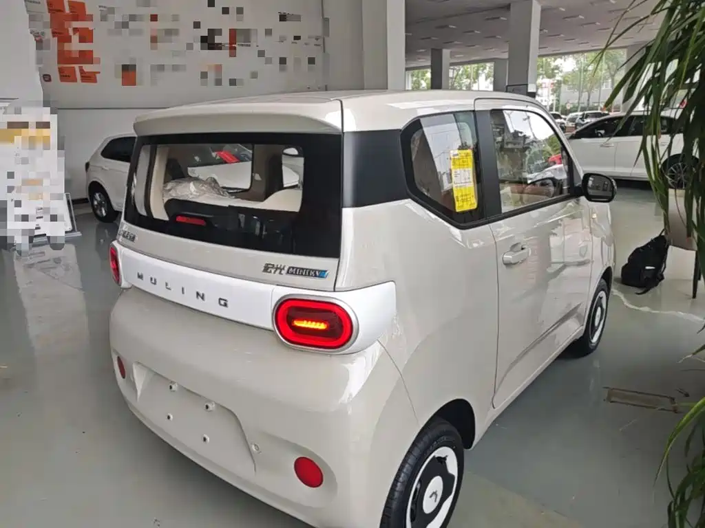 Wuling Motors Hongguang MINIEV 2026 2024 3rd Generation 215km Youth Edition