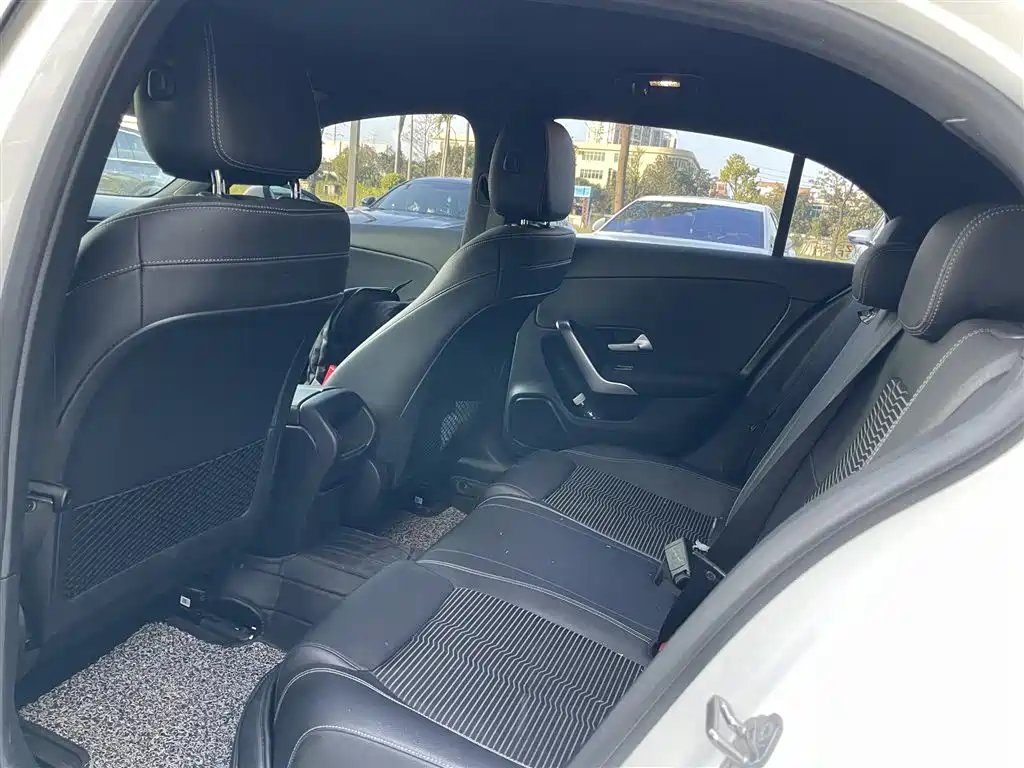 Mercedes-Benz A-Class (Import) 2020 A 180 фото 11
