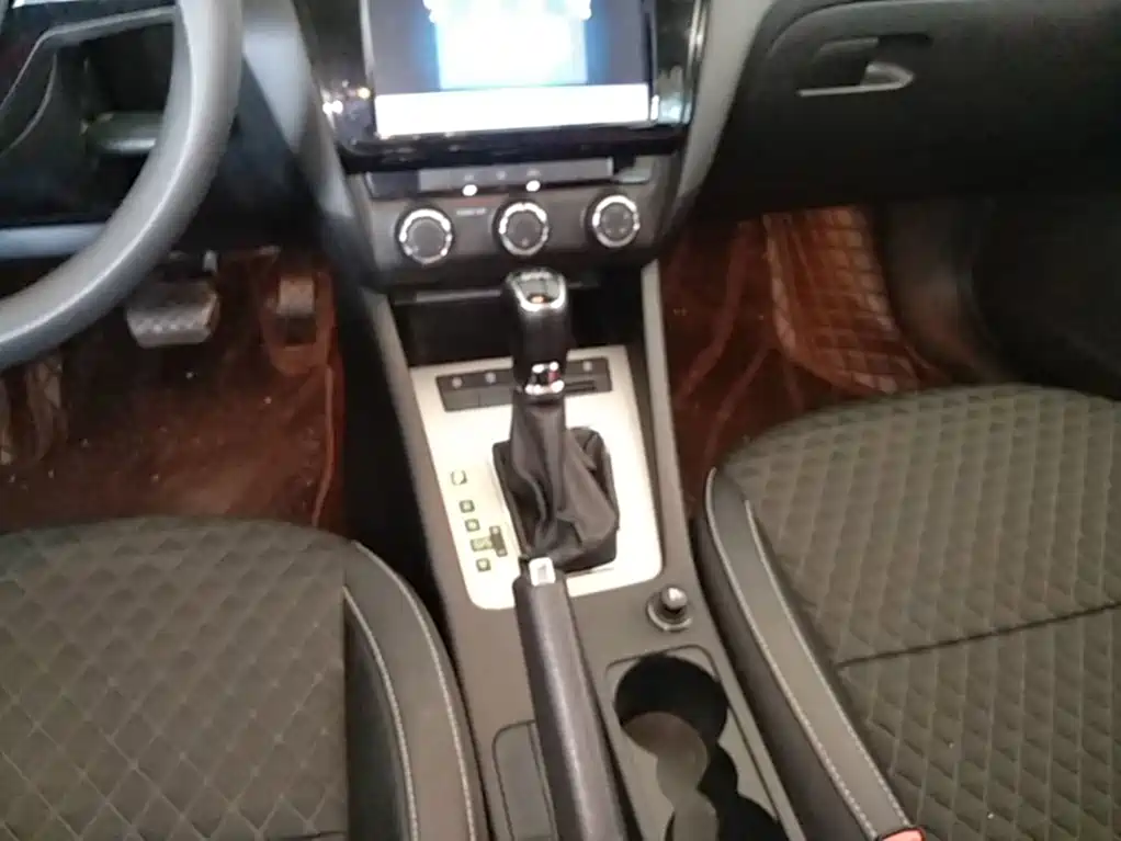 صورة 14 - Škoda Octavia