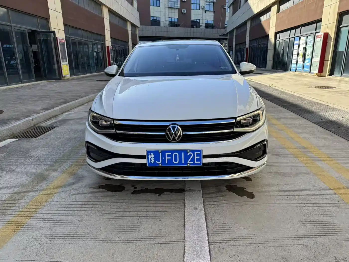 Volkswagen Bora 2023 200TSI DSG Yuexing Edition фото 2