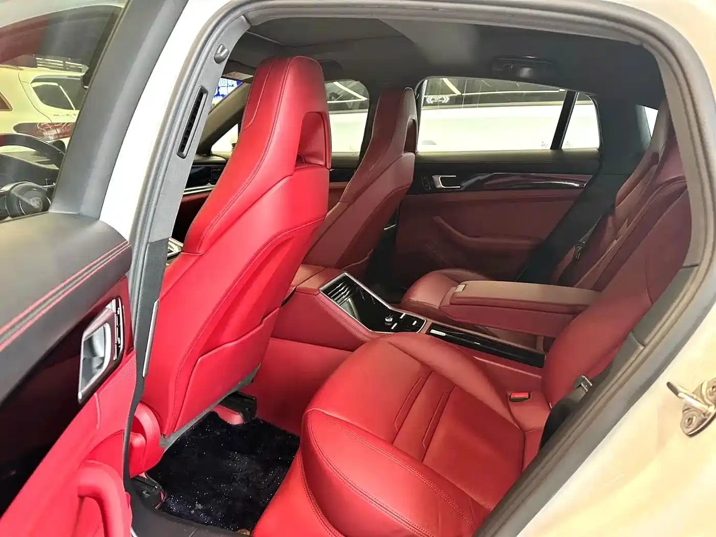 Porsche Panamera 2017 Panamera 3.0T фото 6
