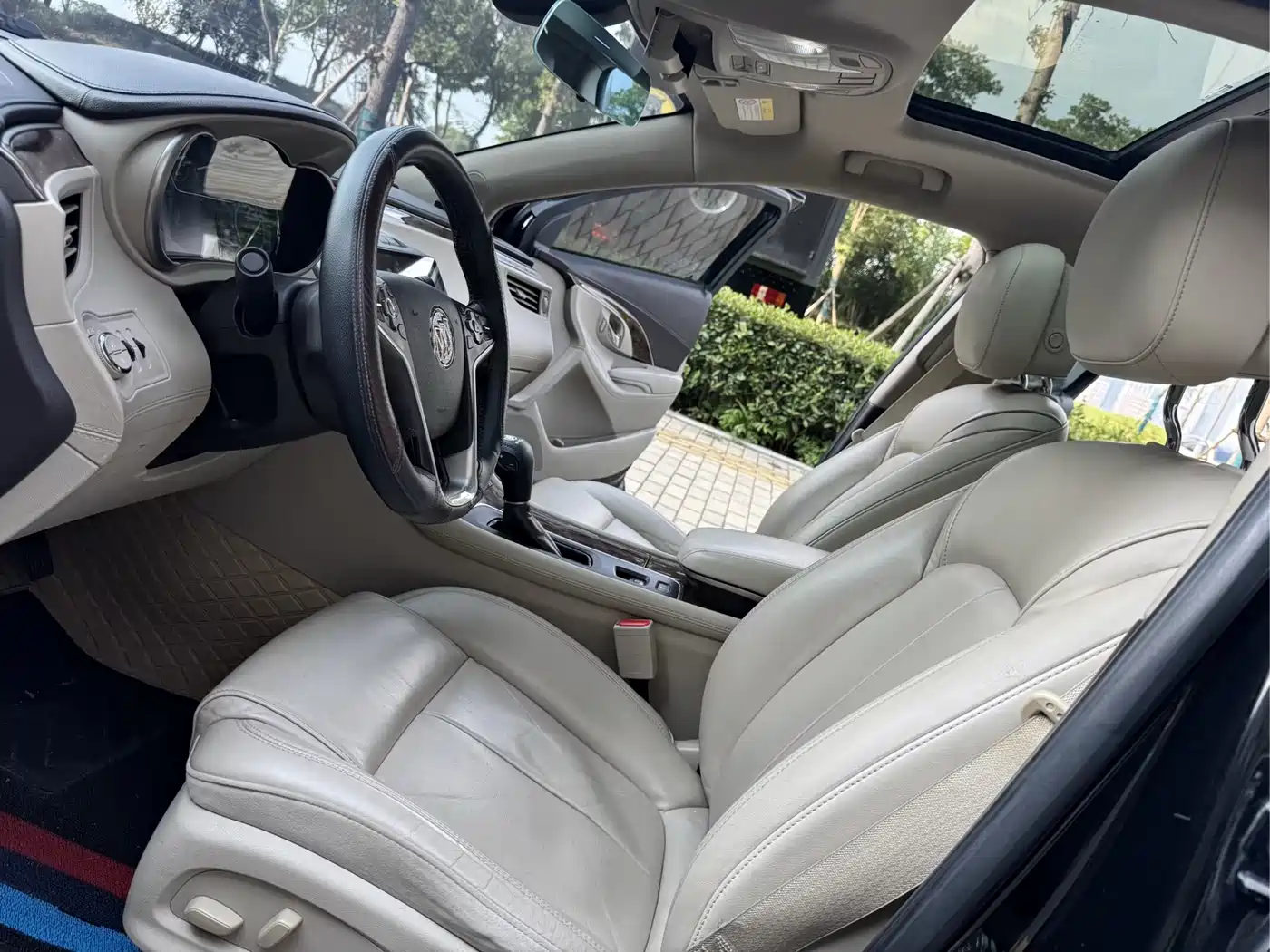 Buick LaCrosse 2013 2.0T SIDI Technology фото 6