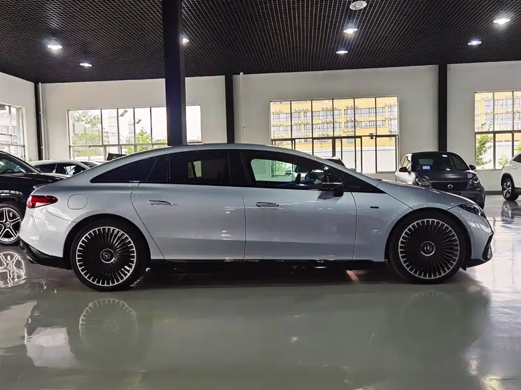 Mercedes-Benz EQS AMG 2022 AMG EQS 53 4MATIC+ фото 3