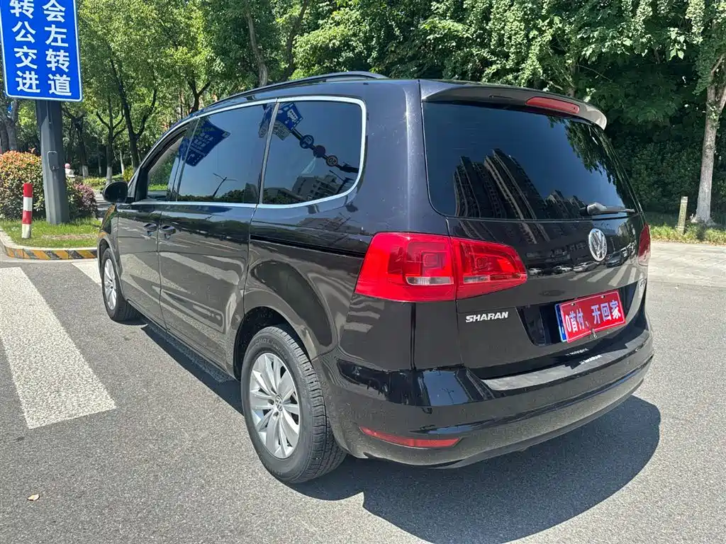 Volkswagen Sharan 2014 2.0TSI Standard фото 5