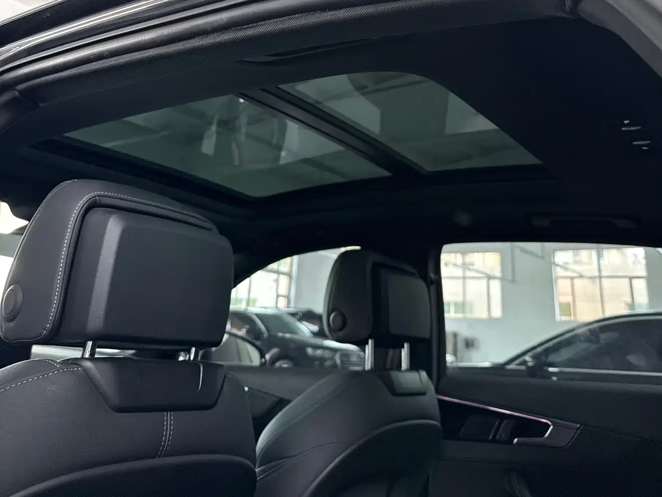 Audi A4L 2023 40 TFSI Luxury Sport фото 13