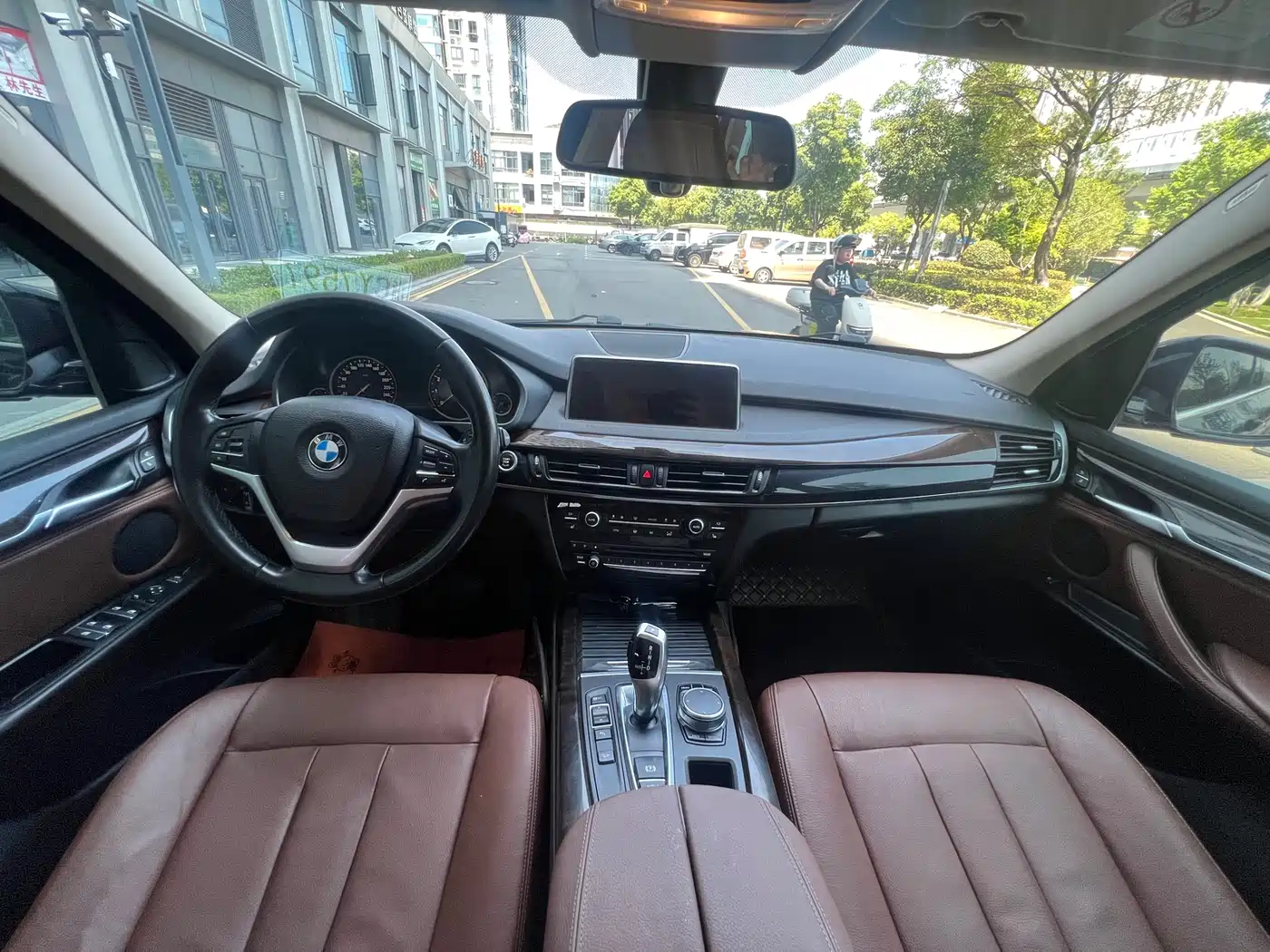 BMW X5 (Import) 2018 xDrive35i Elegant Model фото 10