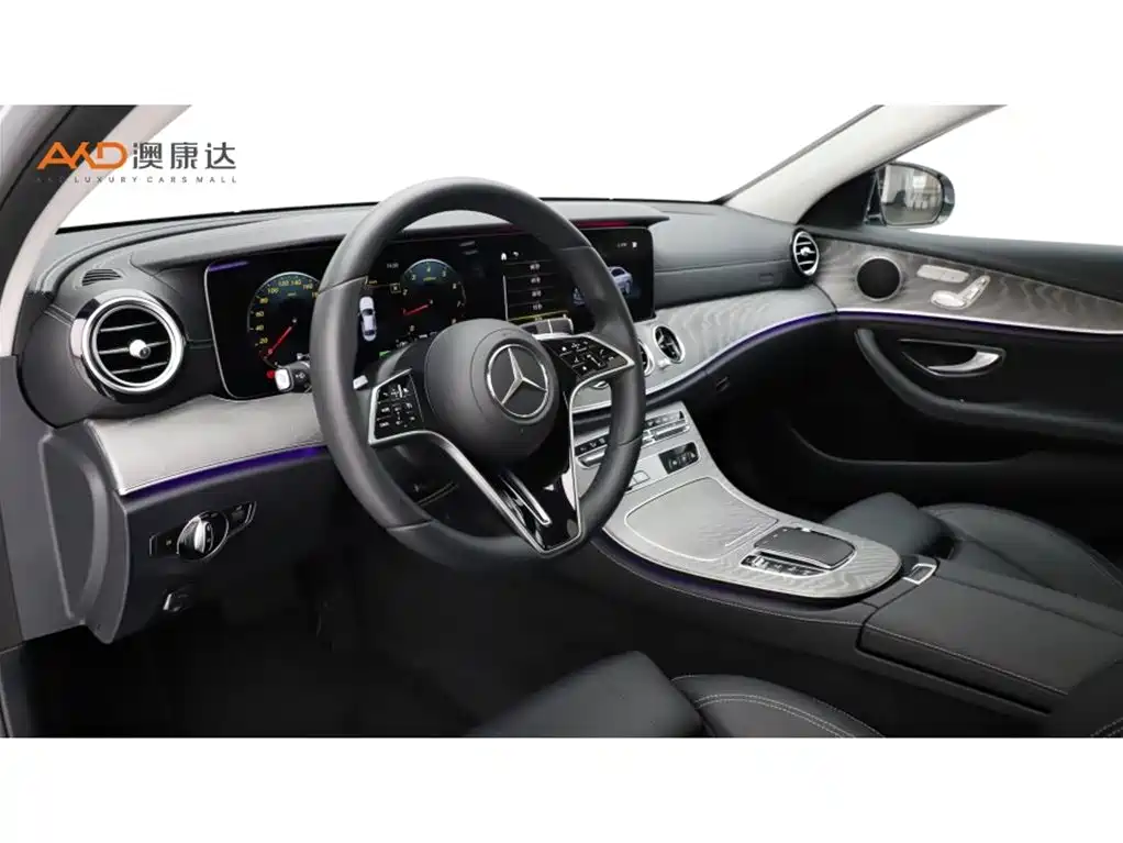 Фото 6 - Mercedes-Benz E-Class