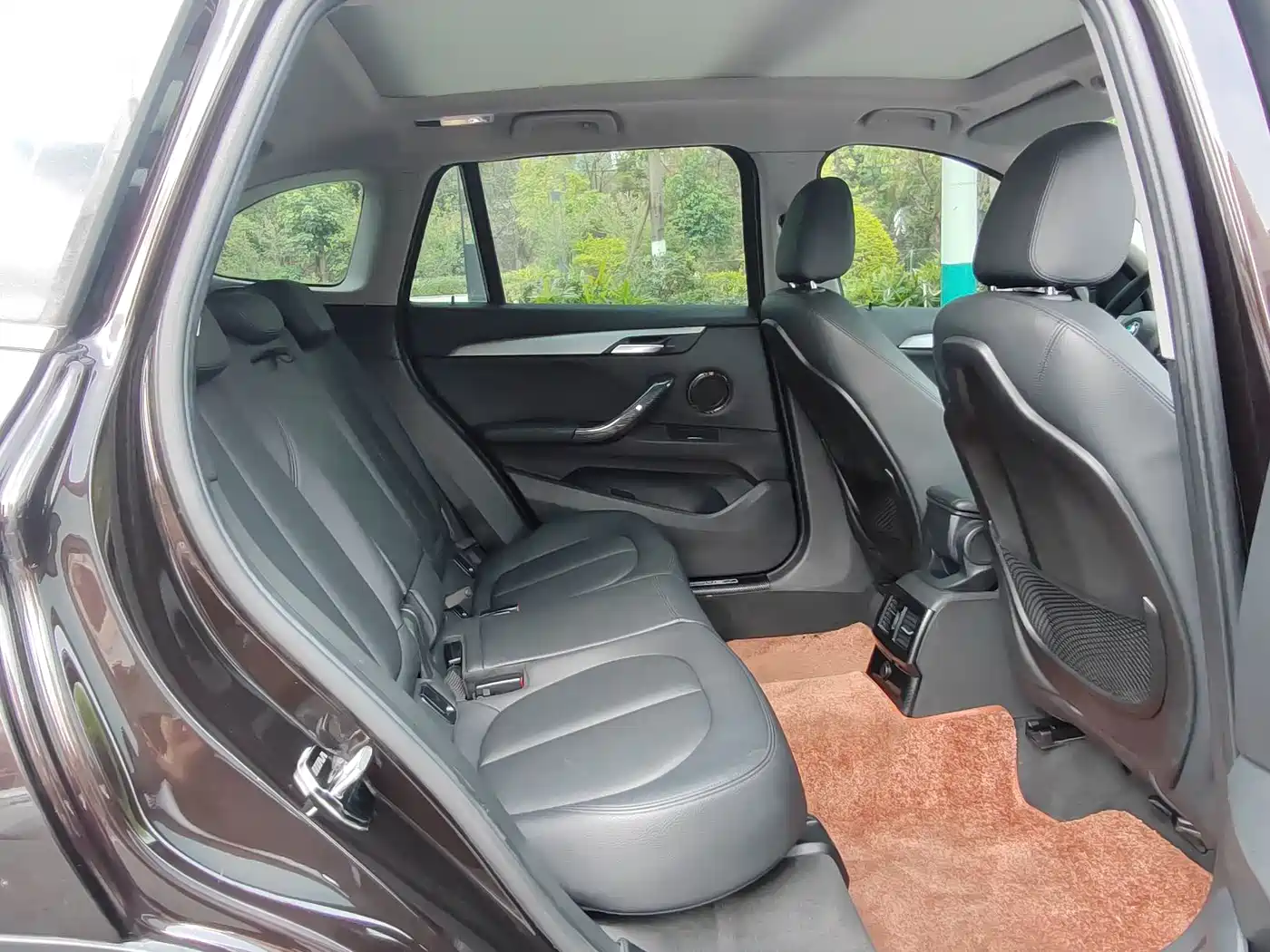 BMW X1 2018 sDrive20Li Leading Model фото 6