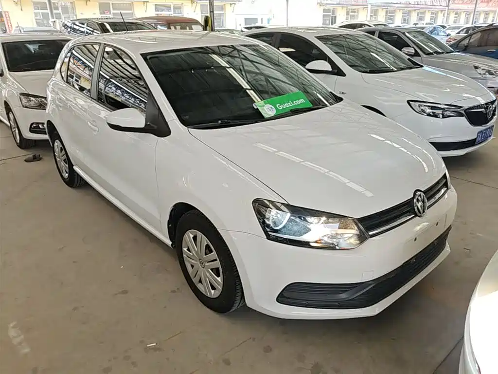 Volkswagen Polo 2018 1.5L Auto Safe Drive фото 4