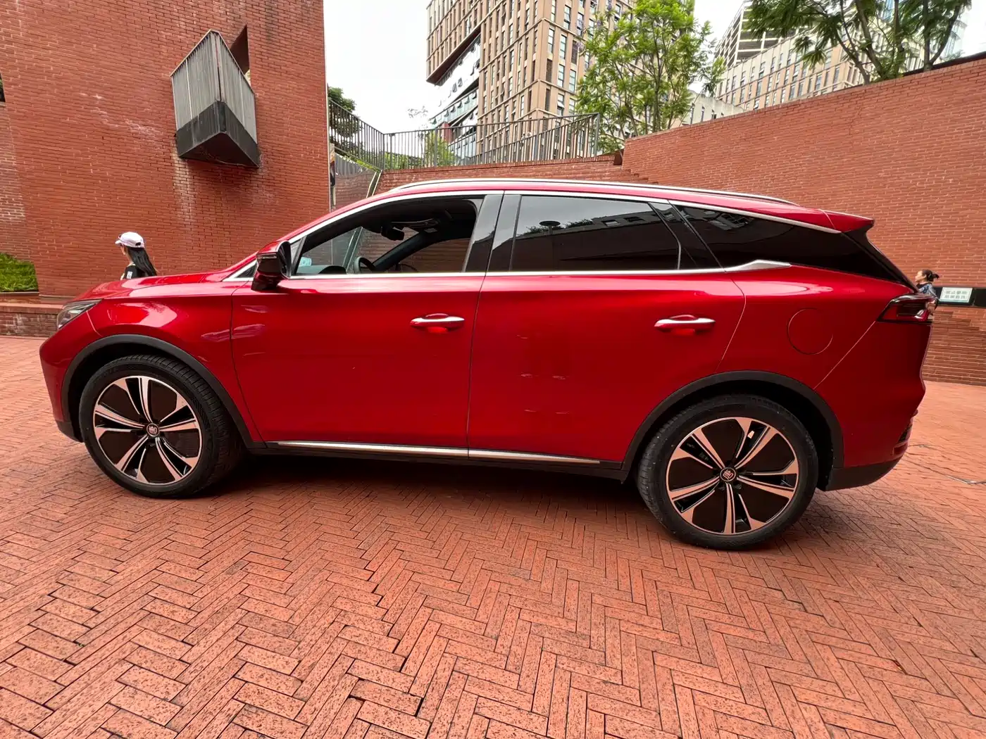 BYD Tang New Energy 2022 DM-p 215KM AWD Flagship фото 5