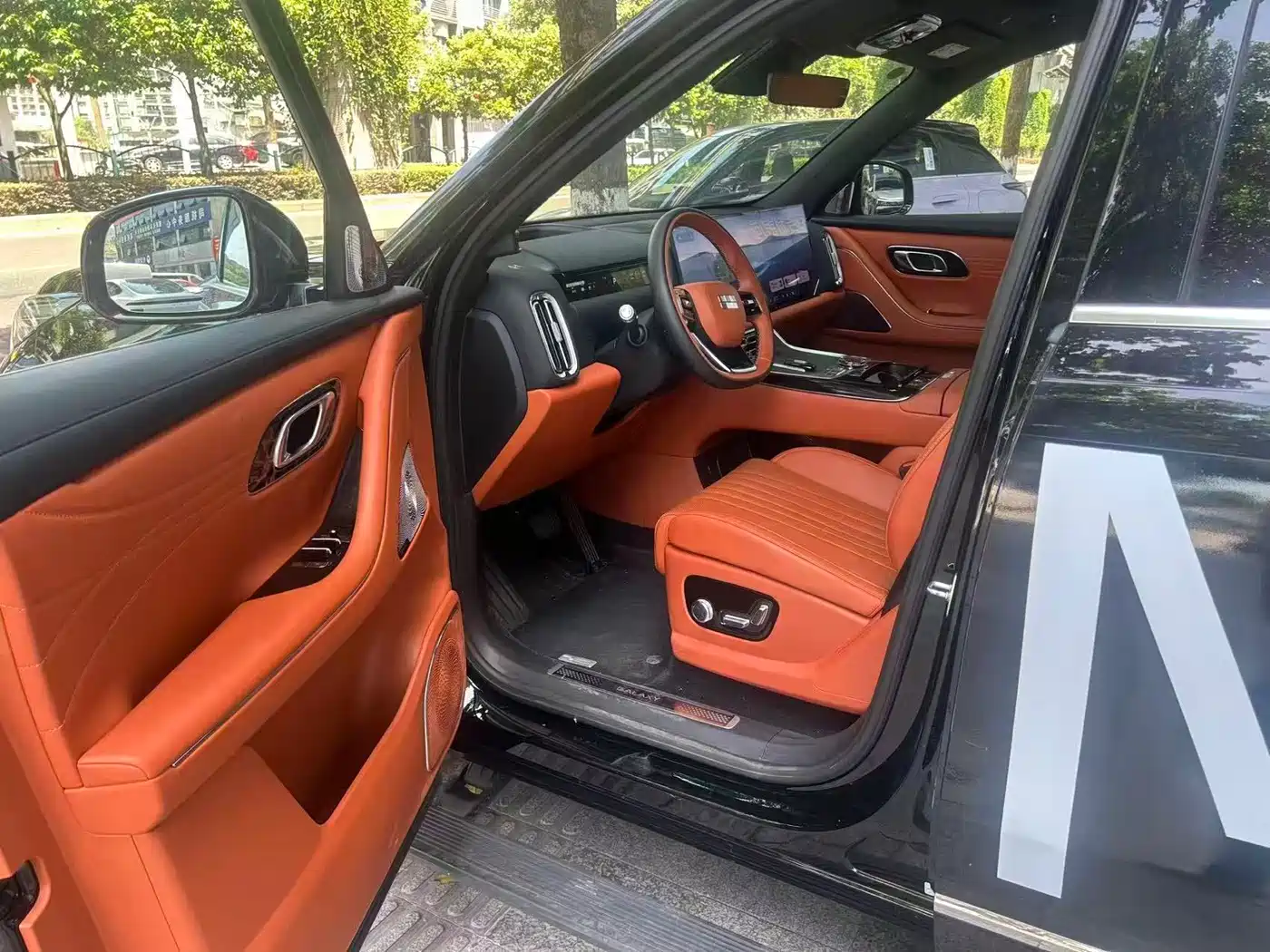 Geely Galaxy Galaxy M9 2025 2025 Base Model