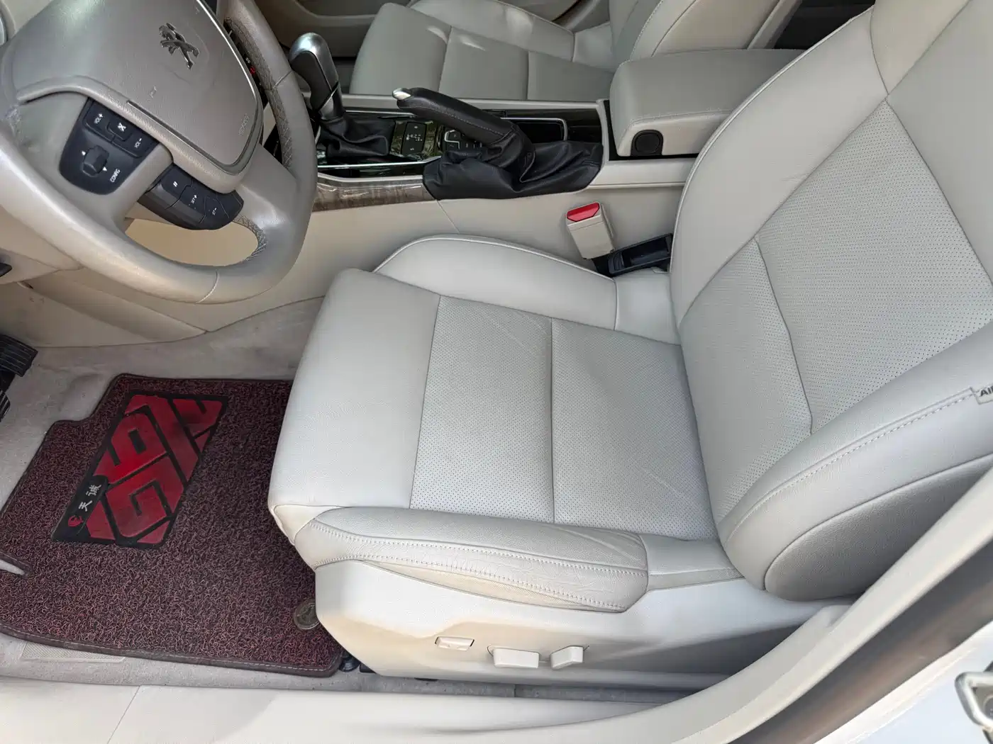Peugeot 508 2012 2.3L Roland Garros Edition фото 10